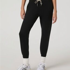 Vuori Black heather performance Joggers